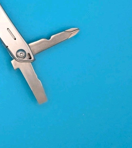 Leatherman Sidekick Multi-Tool, Knife, Pliers, Saw, Stainless! With Sheath!