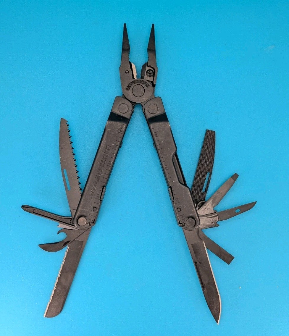Leatherman Rebar Multi-Tool! BLACK! WITH SHEATH!