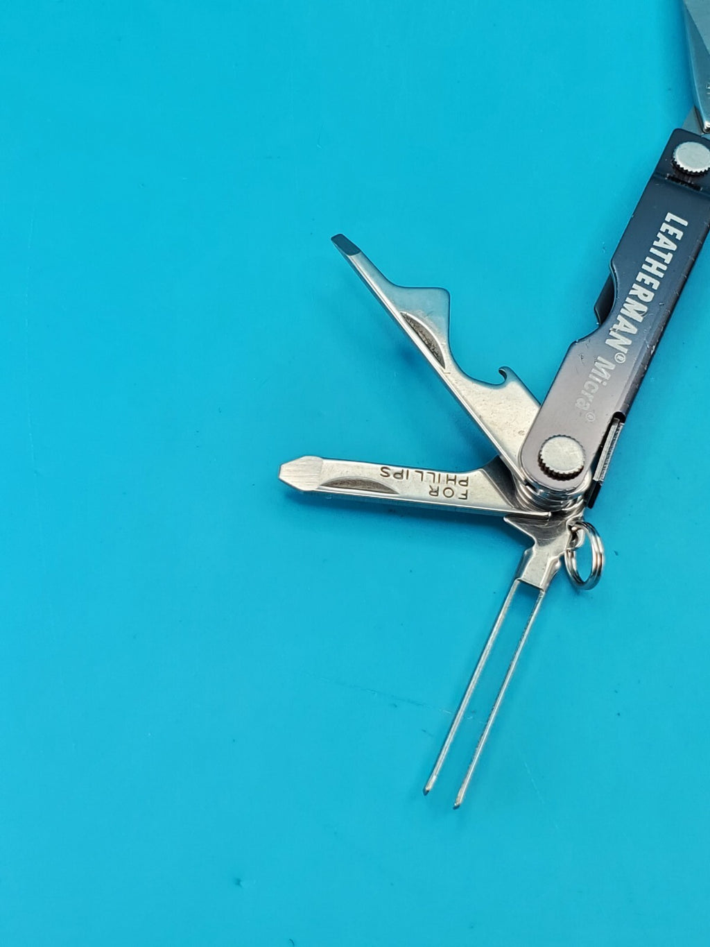 Leatherman Micra Multi-Tool, Knife, Scissors, Key Ring, Gray! *SOF GLSS*