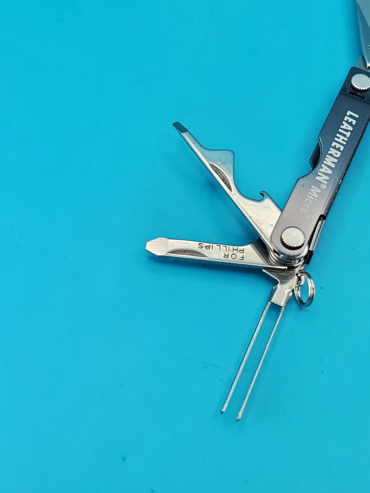 Leatherman Micra Multi-Tool, Knife, Scissors, Key Ring, Gray! *SOF GLSS*