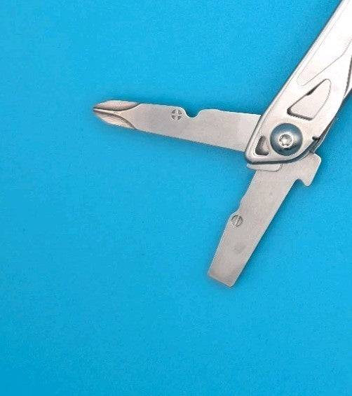 LEATHERMAN WINGMAN MULTI-TOOL! FAST SHIPPING!