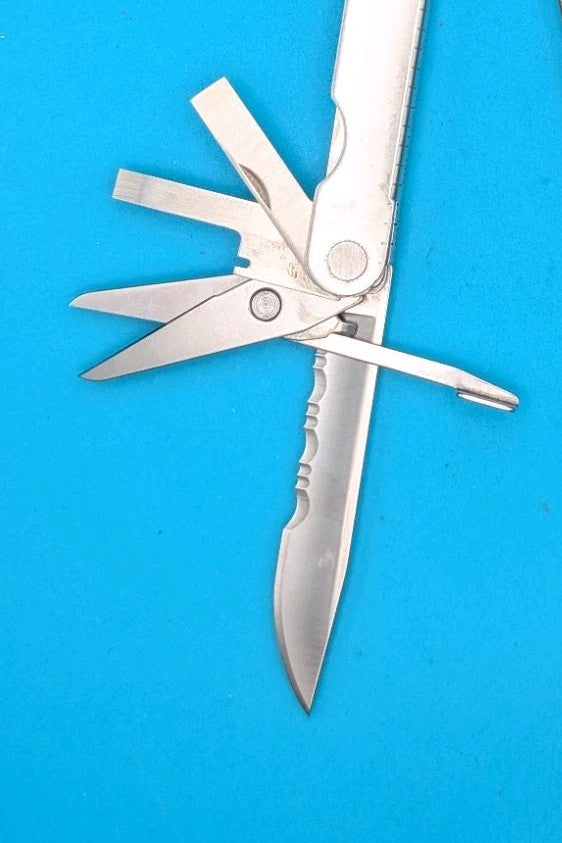 Leatherman PST 2 Multi Tool! 02/98 date stamp! Fast Shipping!