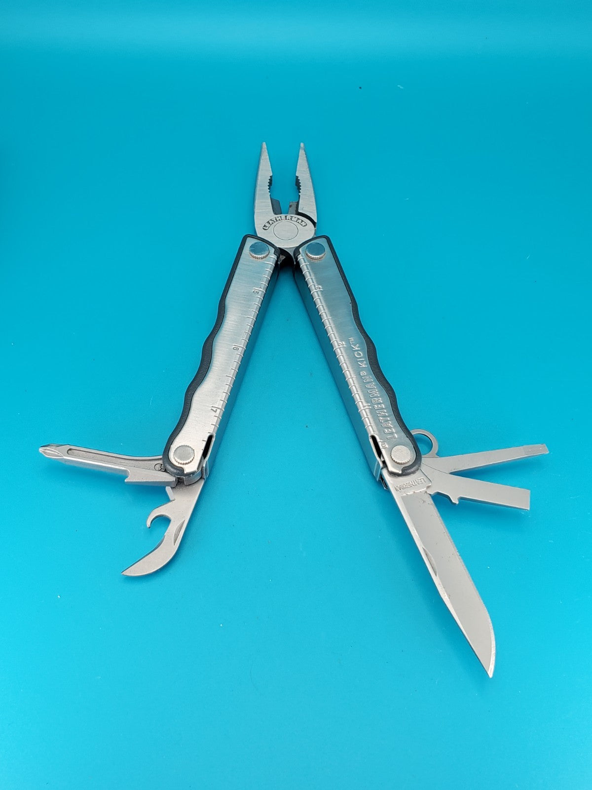 Leatherman Kick Multi-Tool, Knife, Pliers, Retired, Collectible!