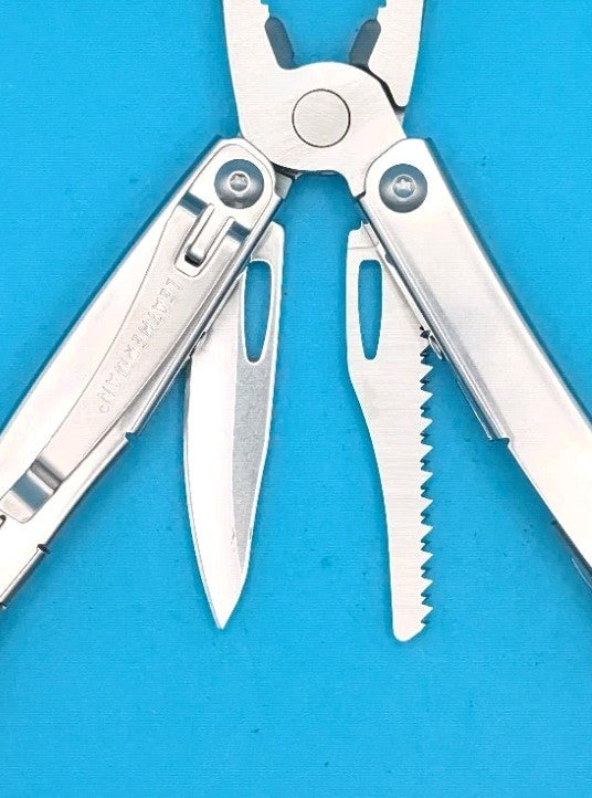 Leatherman Sidekick Multi-Tool, Knife, Pliers, Saw, Stainless!