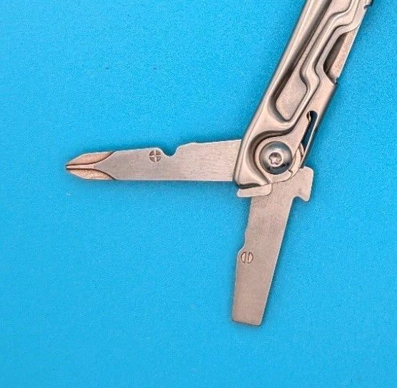 Leatherman Rev 3.8" Multi-Tool, Stainless!