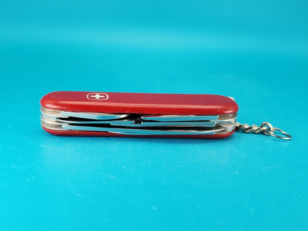 Wenger Traveler Red Swiss Army Knife Multi Tool!
