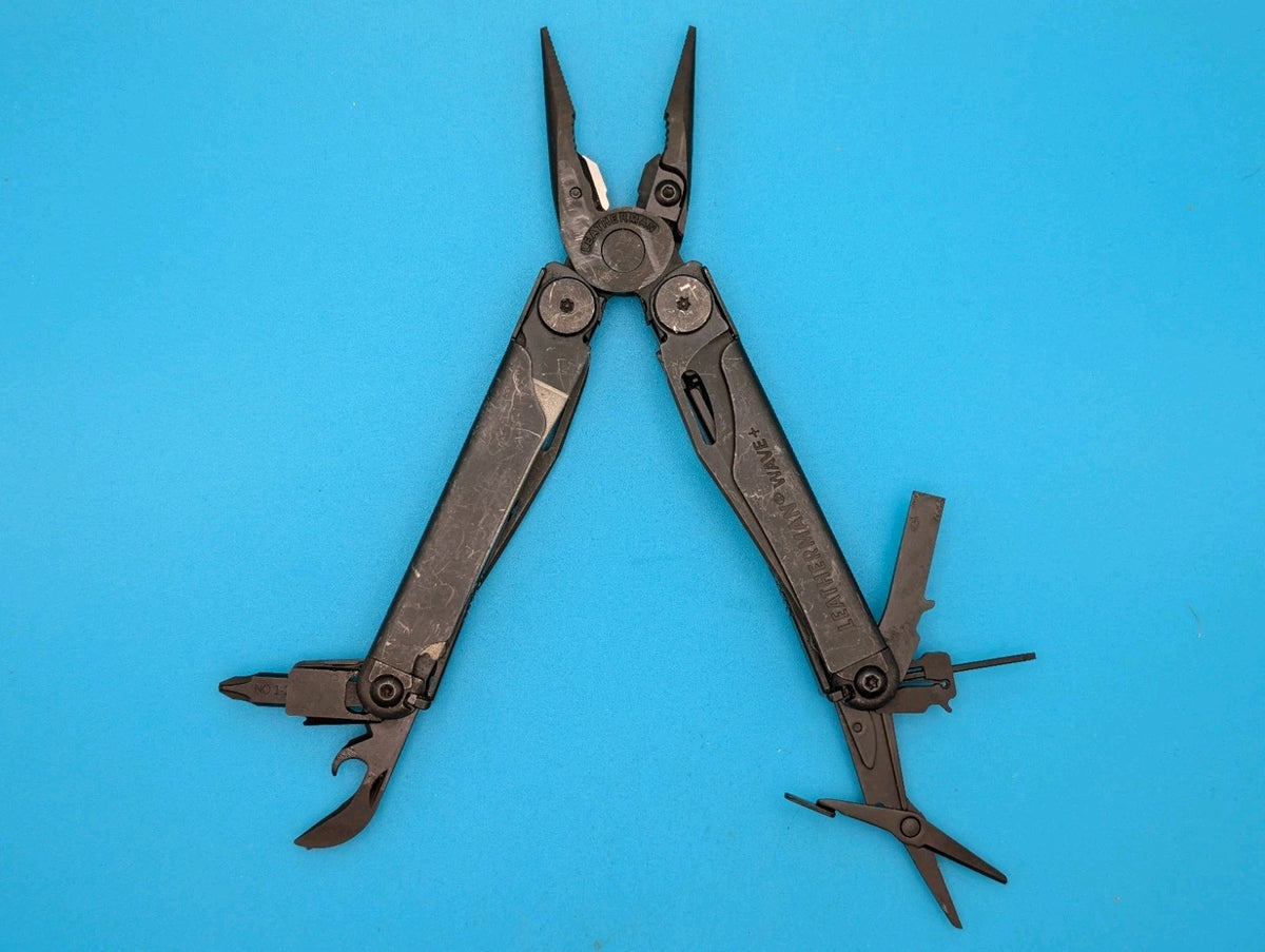 Leatherman Wave Plus + Multi-Tool! FAST SHIPPING! BLACK! WITH SHEATH! *MON PAPA*