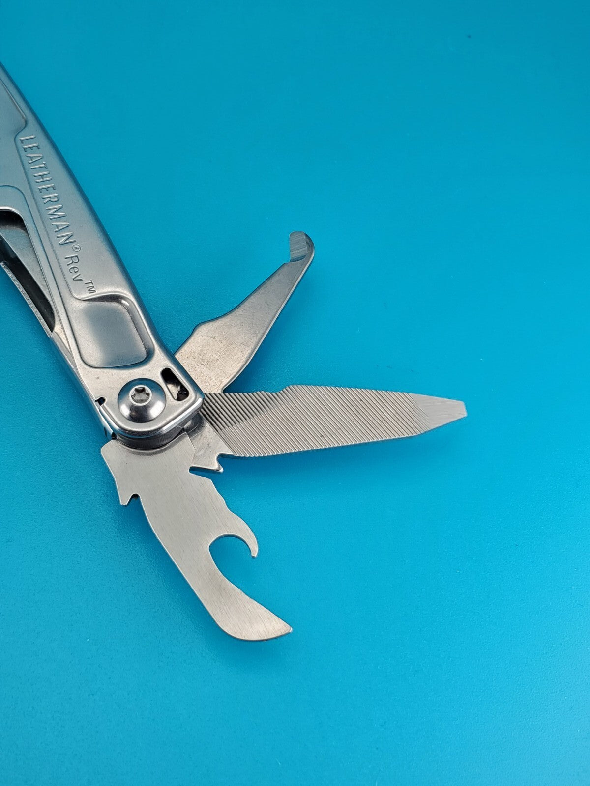 Leatherman Rev 3.8" Multi-Tool, Stainless!