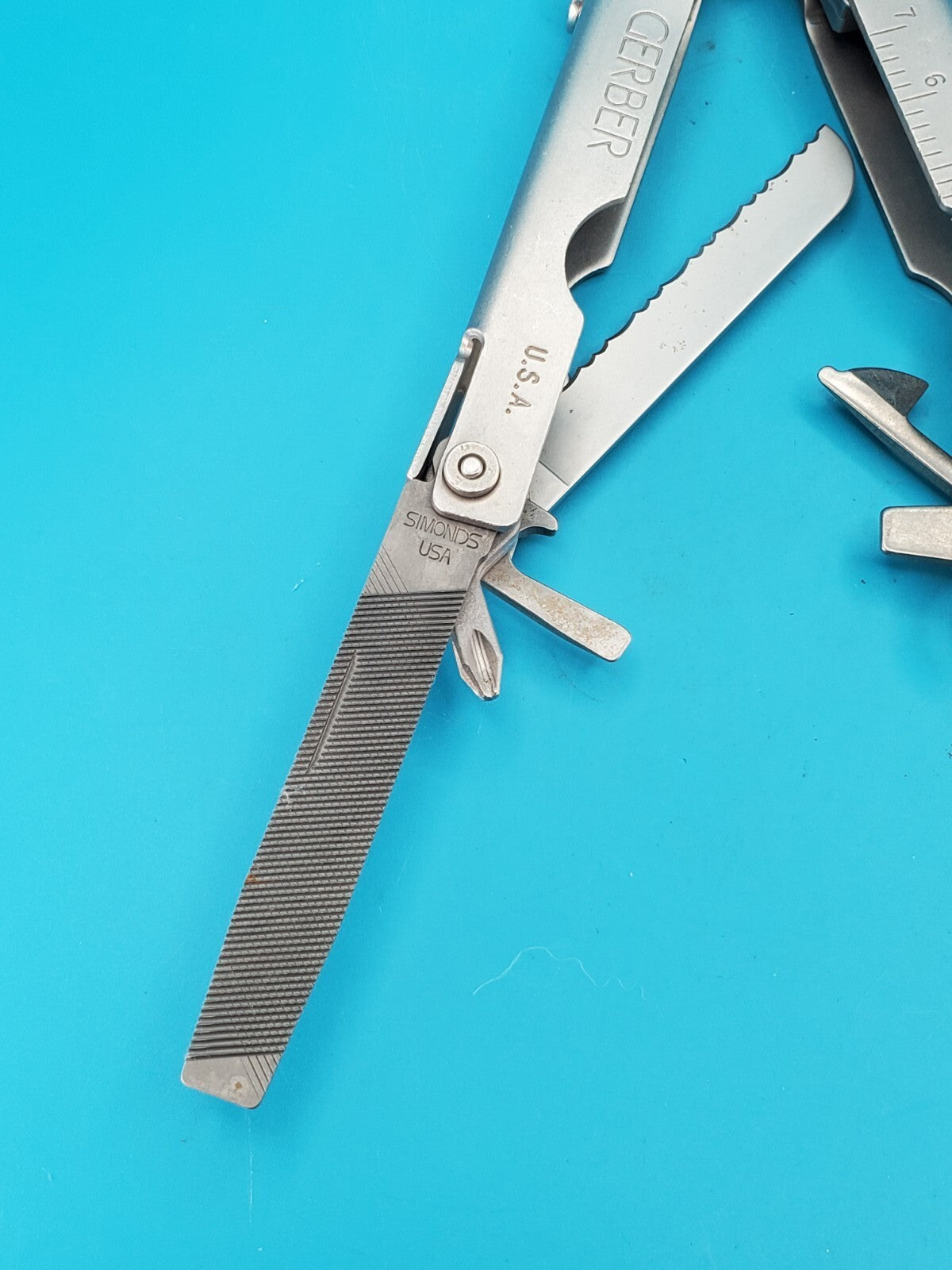 Gerber Vintage Stainless Steel Needlenose MP400 Multi-Tool Pliers! RARE!
