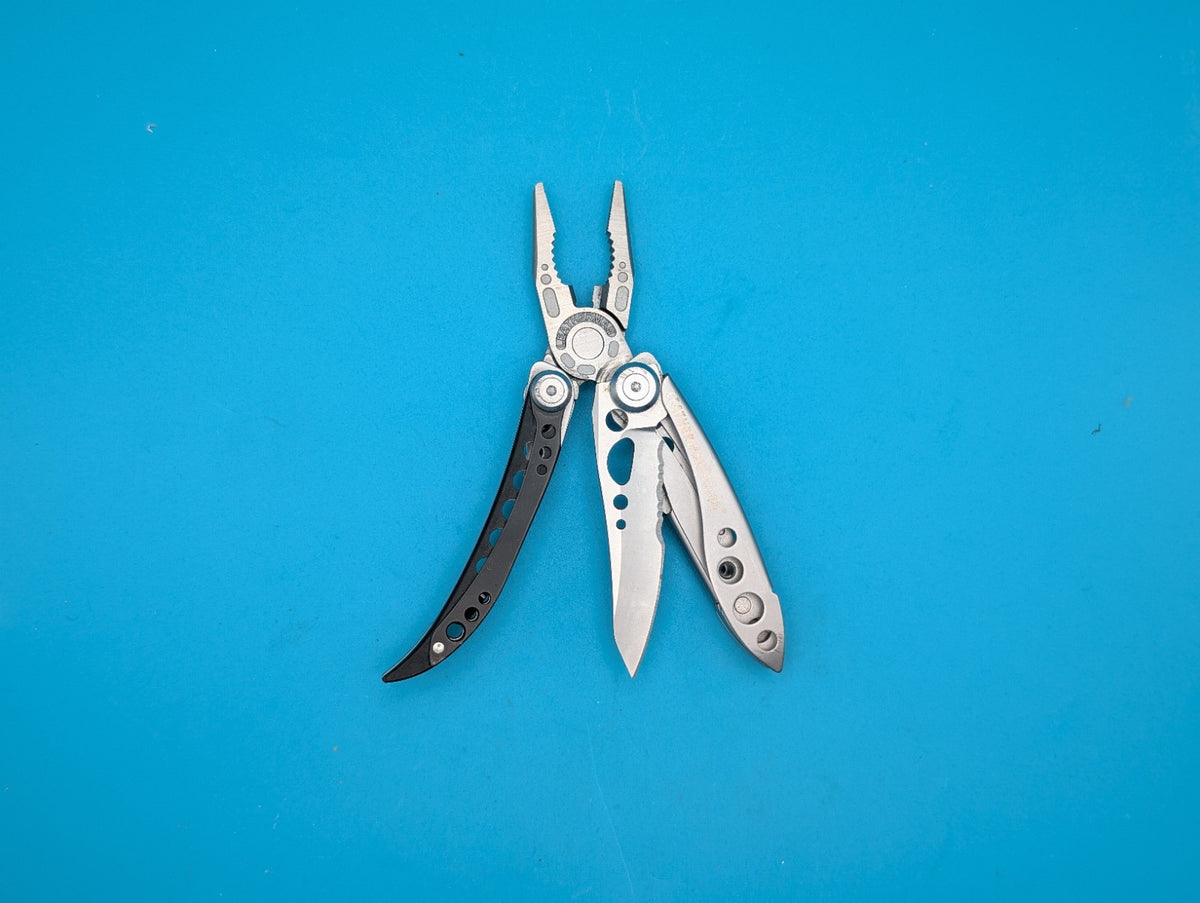 Leatherman Freestyle Multi-Tool - Discontinued - FAST SHIPPING!