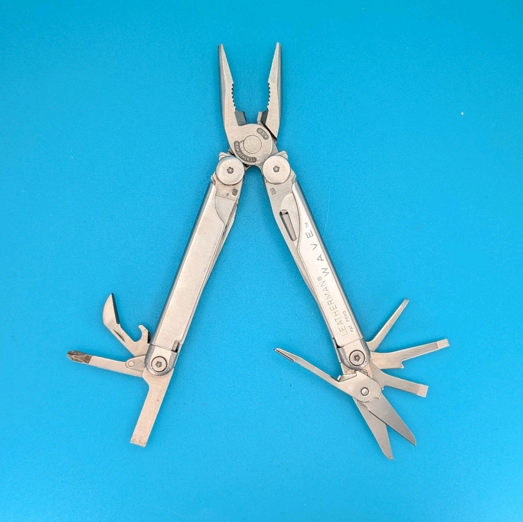 Vintage Leatherman Wave Original Multi Tool! , Dated 0301 (MAR, 2001)