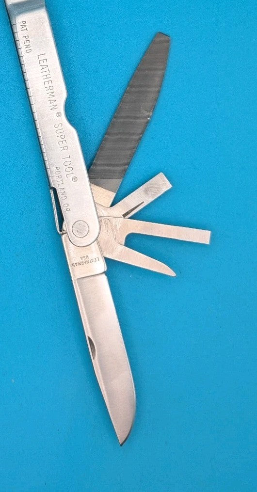 LEATHERMAN Super TOOL Multi Function Tool PLIERS, Stainless! 04/97 DATE