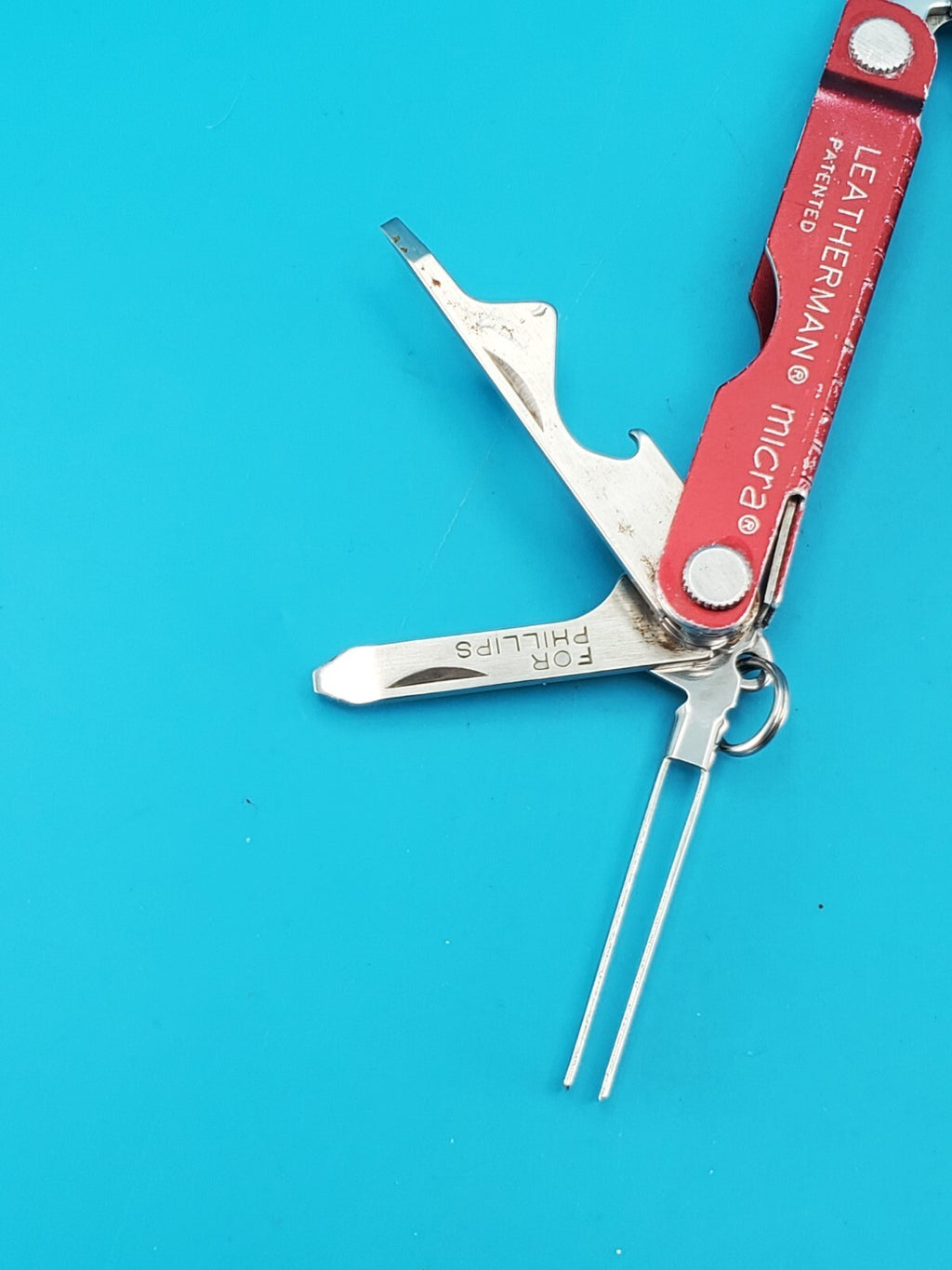 Leatherman Micra Multi-Tool, Knife, Scissors, Key Ring, Red!