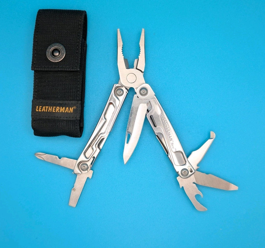 Leatherman Rev 3.8" Multi-Tool, Stainless! With Sheath!