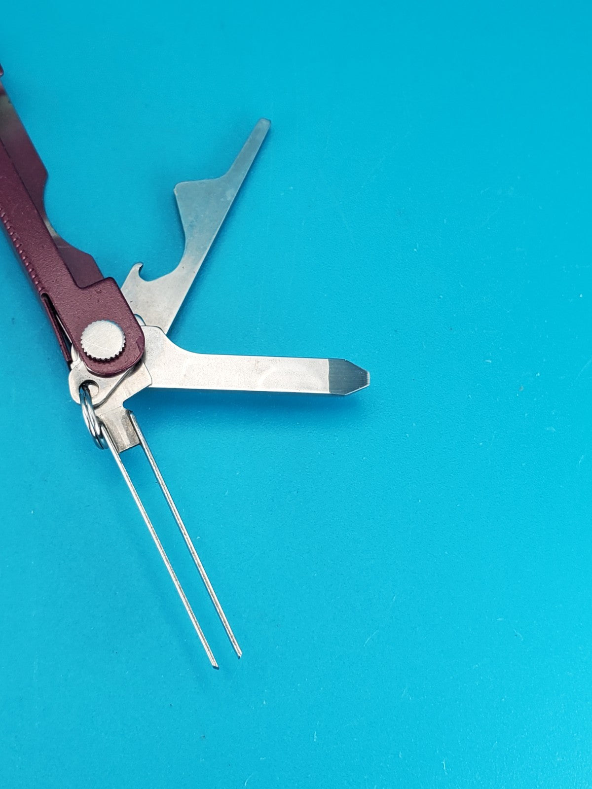 Leatherman Micra Multi-Tool, Knife, Scissors, Key Ring, Cherry Red!