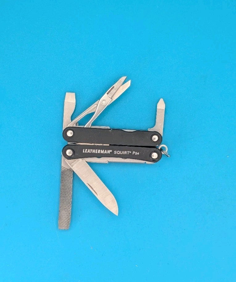 Leatherman SQUIRT PS4 Multi-Tool With Pliers Scissors Knife BLACK!