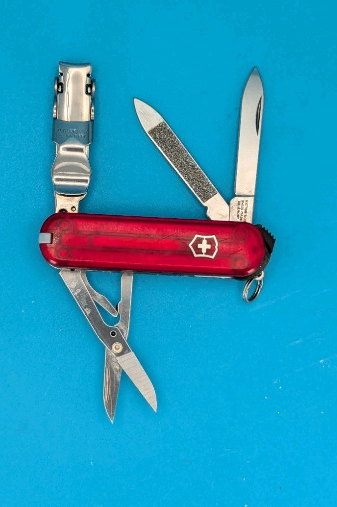 Victorinox Swiss Army Knife - Key Chain - Nail Clip 580 - Red Translucent!