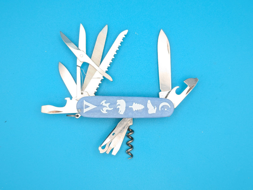 Victorinox Ranger Swiss Army Knife Multi-Tool! Firefly Blue Glow in the Dark!