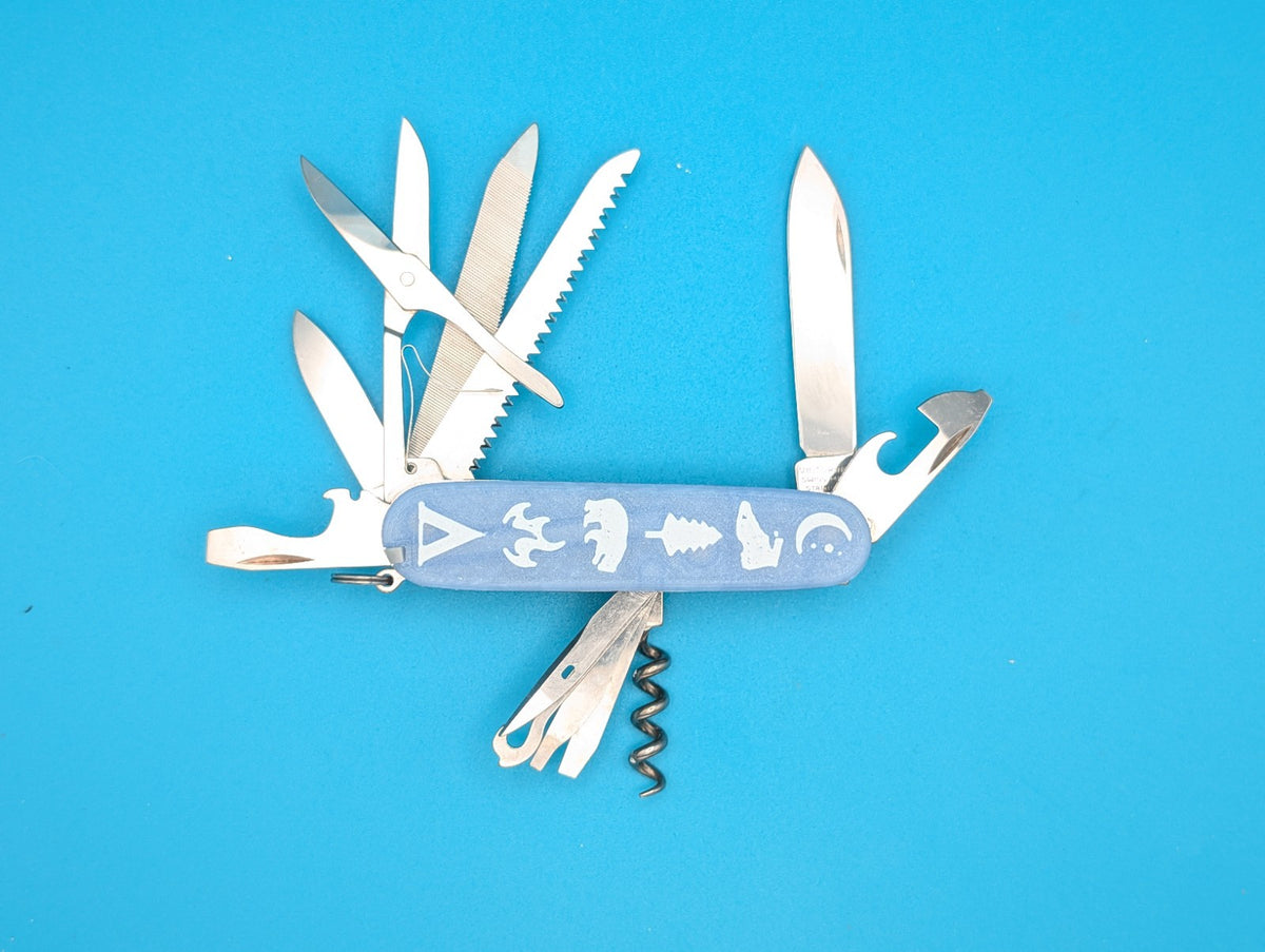 Victorinox Ranger Swiss Army Knife Multi-Tool! Firefly Blue Glow in the Dark!