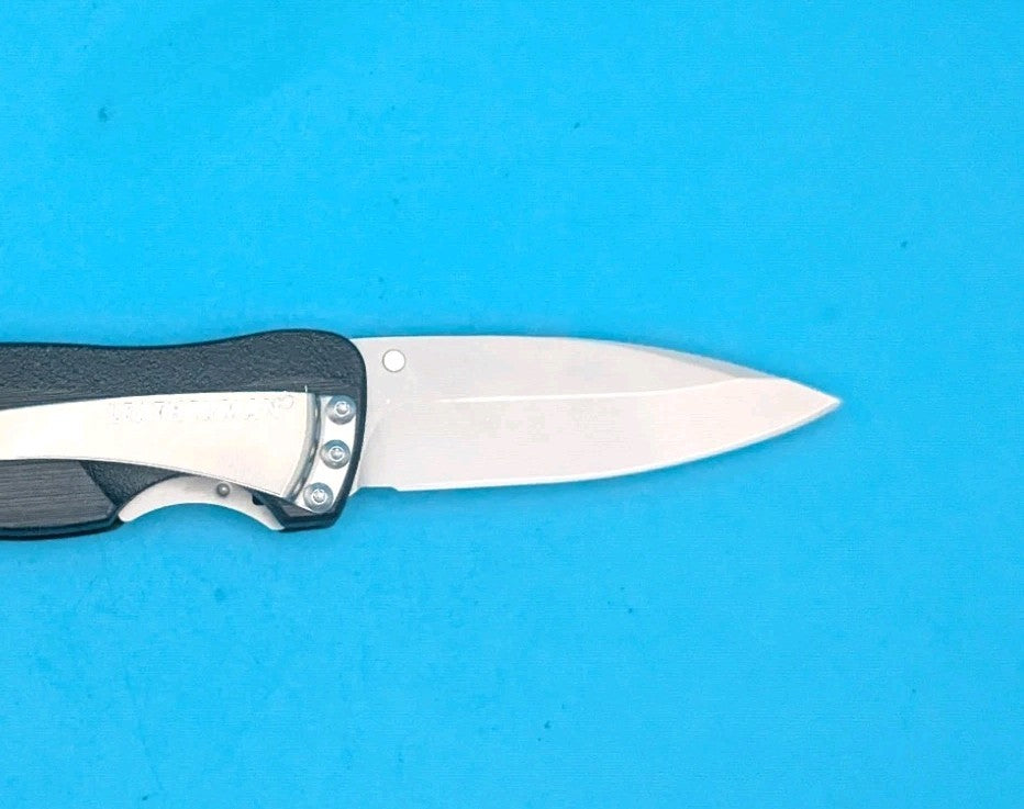 Leatherman Crater C33 Plain Edge Pocket Knife! Black!