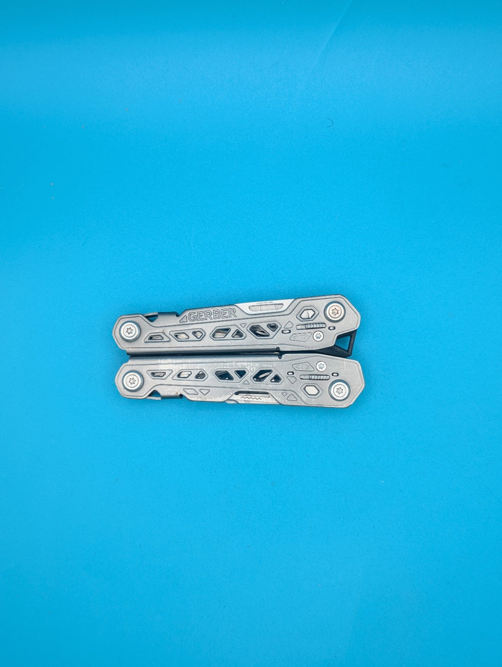 Gerber Truss Multi-Tool! FAST SHIPPING! WITH SHEATH!