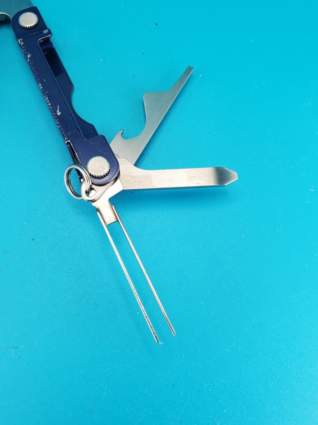 Leatherman Micra Multi-Tool, Knife, Scissors, Key Ring, Blue!