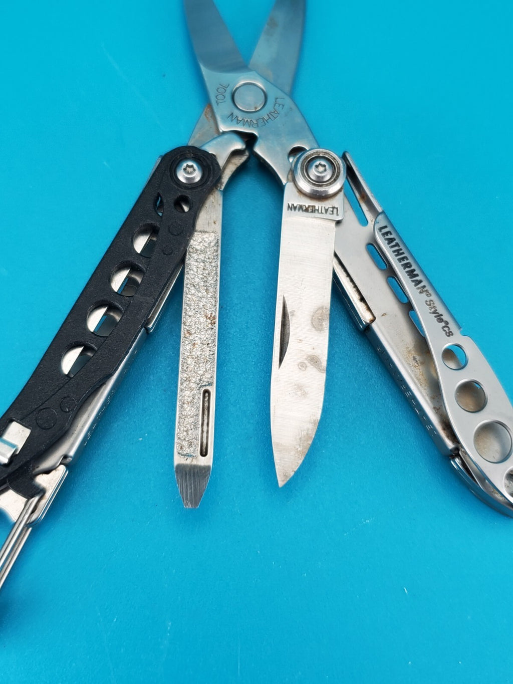 Leatherman Style CS Black Multi-Tool! FAST SHIPPING!