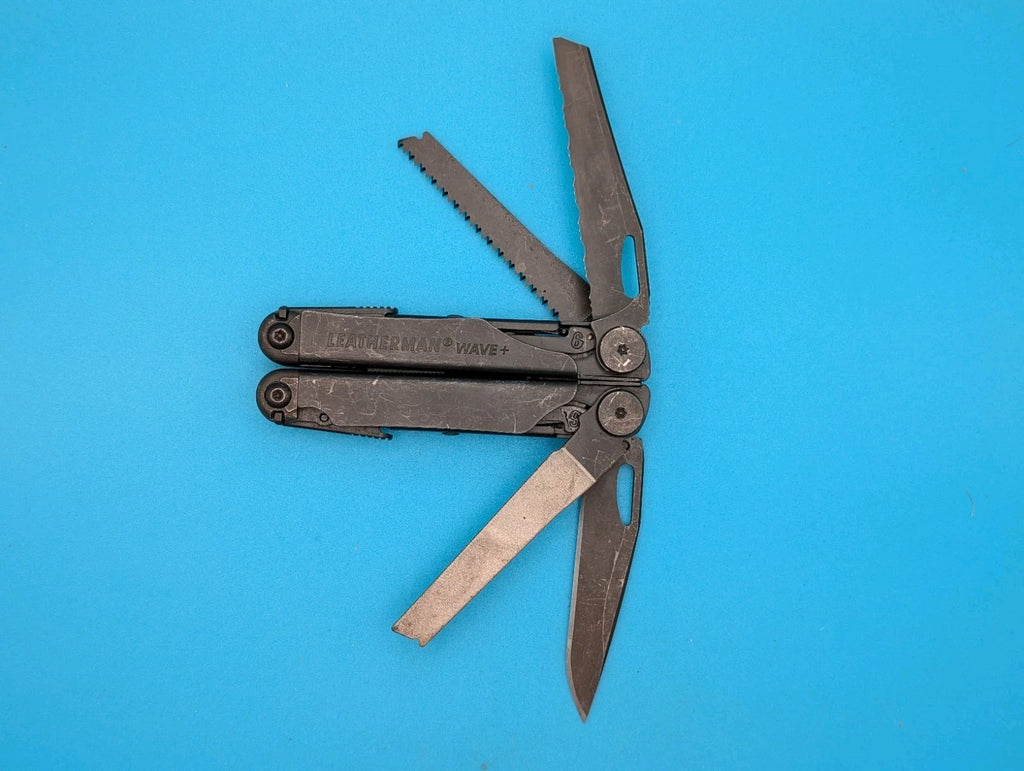 Leatherman Wave Plus + Multi-Tool! FAST SHIPPING! BLACK! WITH SHEATH! *MON PAPA*