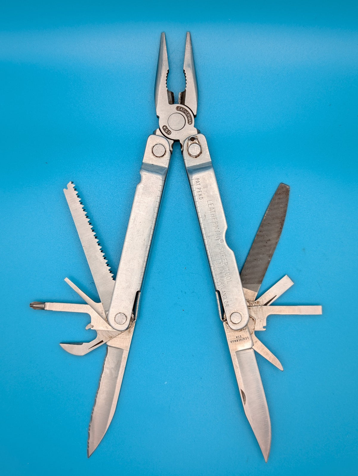 LEATHERMAN Super TOOL Multi Function Tool PLIERS, Stainless! 10/95 DATE