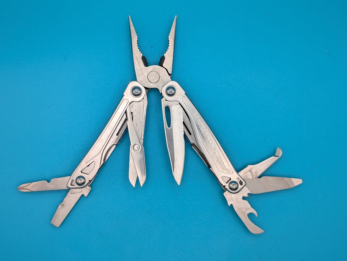LEATHERMAN WINGMAN MULTI-TOOL! FAST SHIPPING!