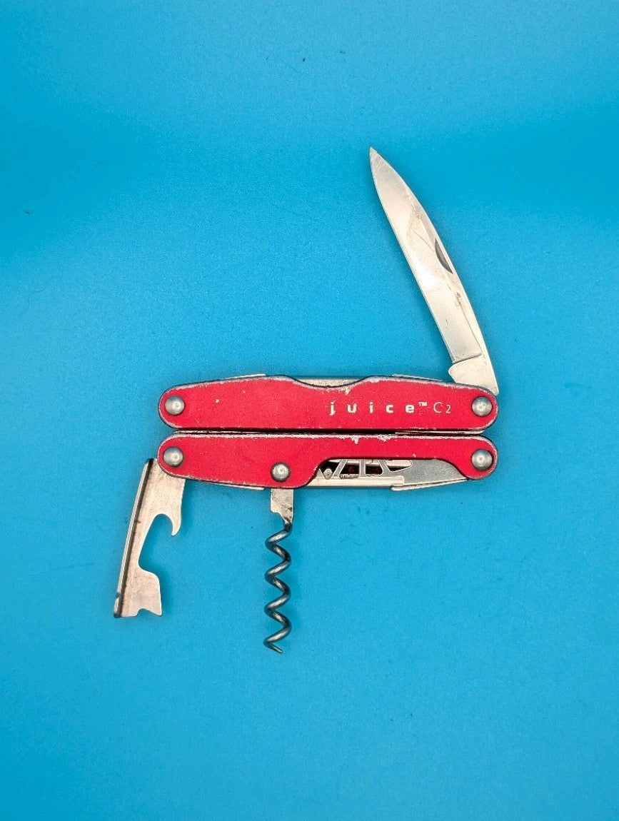 Leatherman Juice C2 Red Multi Tool! RETIRED! USED