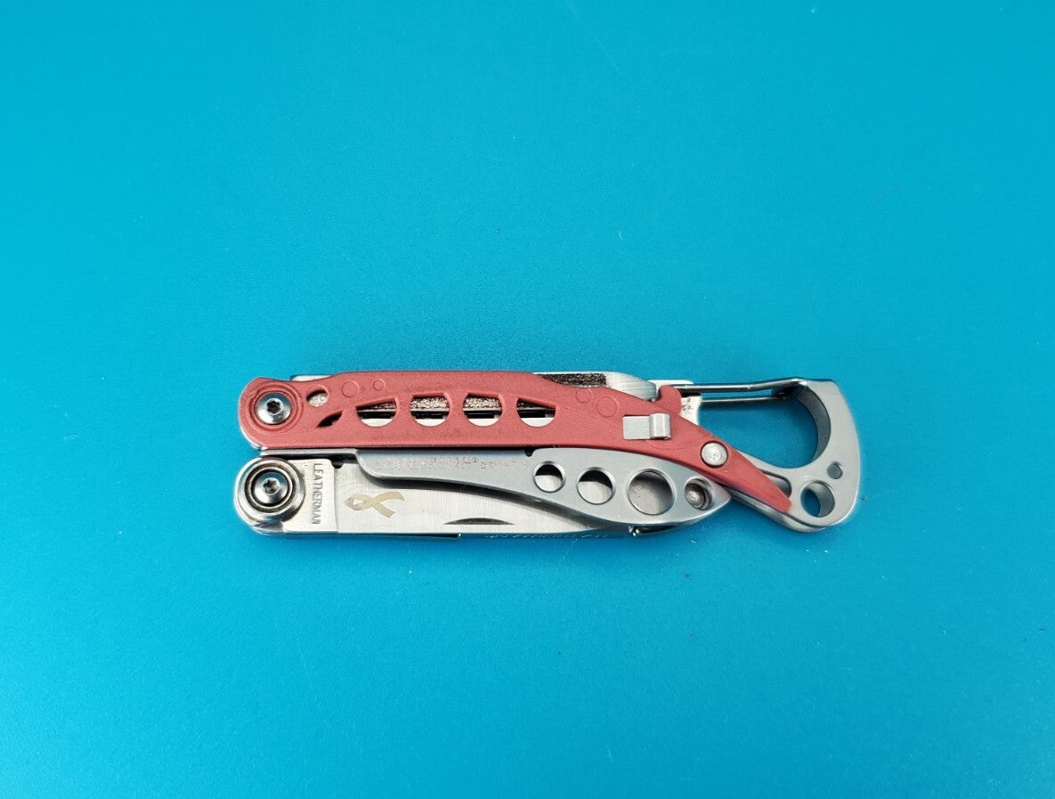 Rare Early Retired PINK Leatherman Style CS Multitool, Cancer Foundation