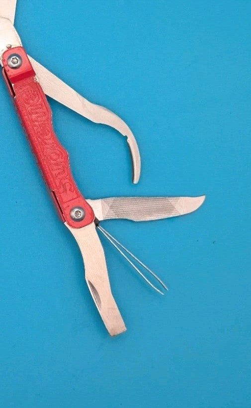 SOG Supreme Snippet Compact Scissors Multi Tool Folding Knife Red!