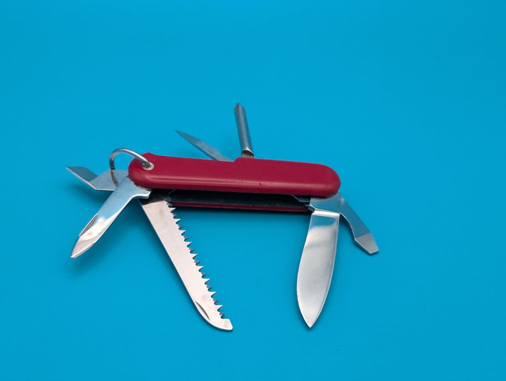 Vintage Wenger Classic 15 Red Swiss Army Knife Multi Tool! With Bale! RARE!