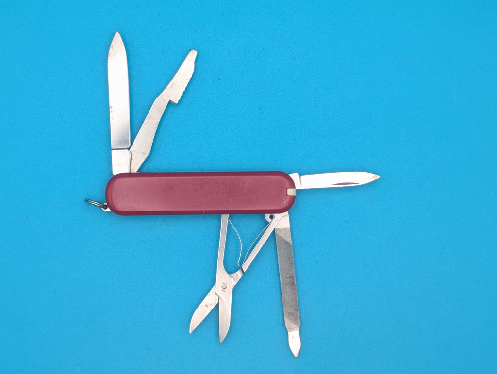 Victorinox Executive Swiss Army Knife, RED! FREE SHIPPING! RETIRED!