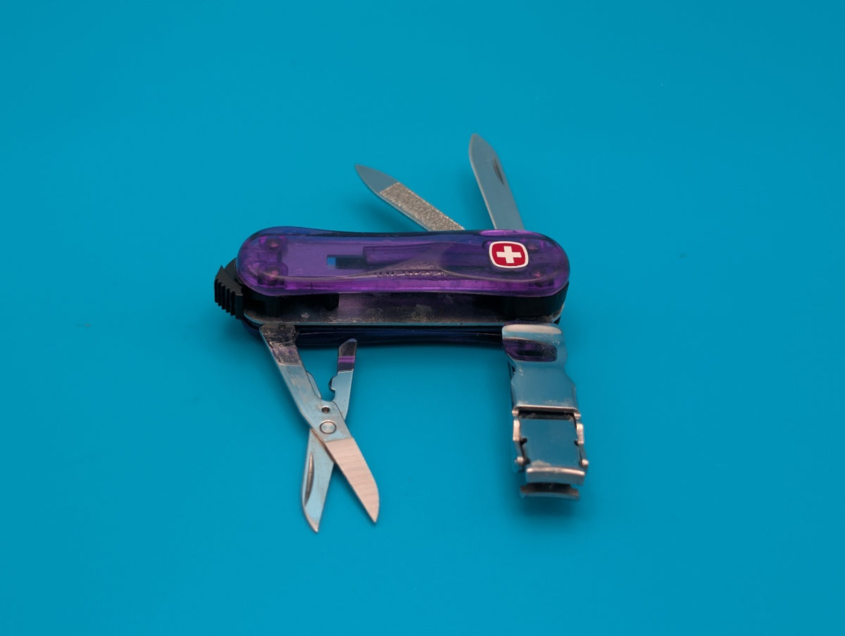 Wenger Nail Clip 580 Swiss Clipper Folding Pocket Knife Multi Tool! Purple!