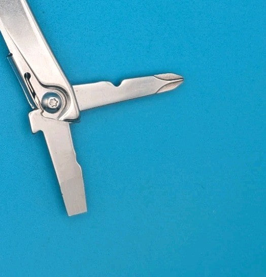 Leatherman Rev 3.8" Multi-Tool, Stainless!