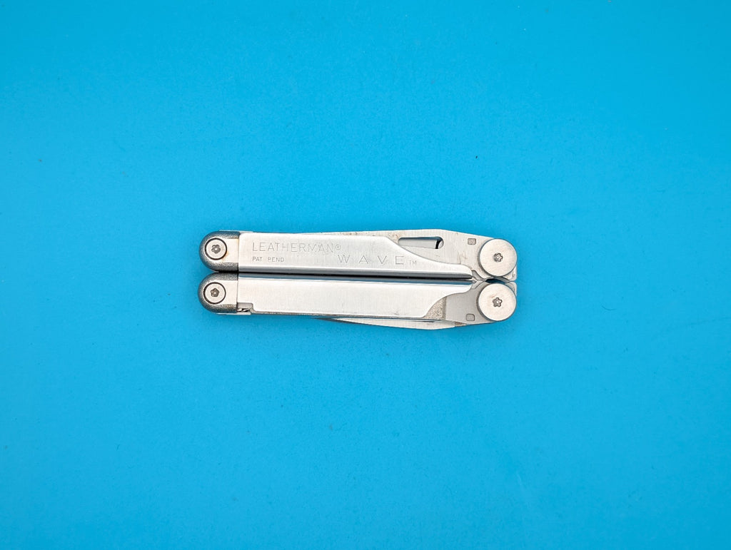 Leatherman Wave Original Vintage Retired, Dated 0401 (APRIL, 2001)