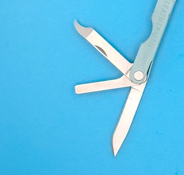 Leatherman Micra Multi-Tool, Knife, Scissors, Key Ring, Teal!