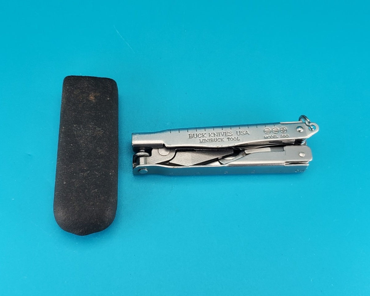 BUCK USA BUCK MINI BUCK MULTI TOOL 350! RETIRED COLLECTIBLE! WITH SHEATH!