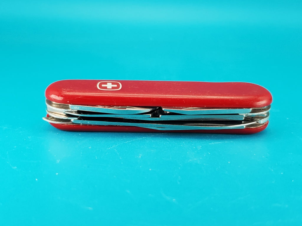 Wenger Classic 141 Red Swiss Army Knife Multi Tool! With Rare Clip Point Blade