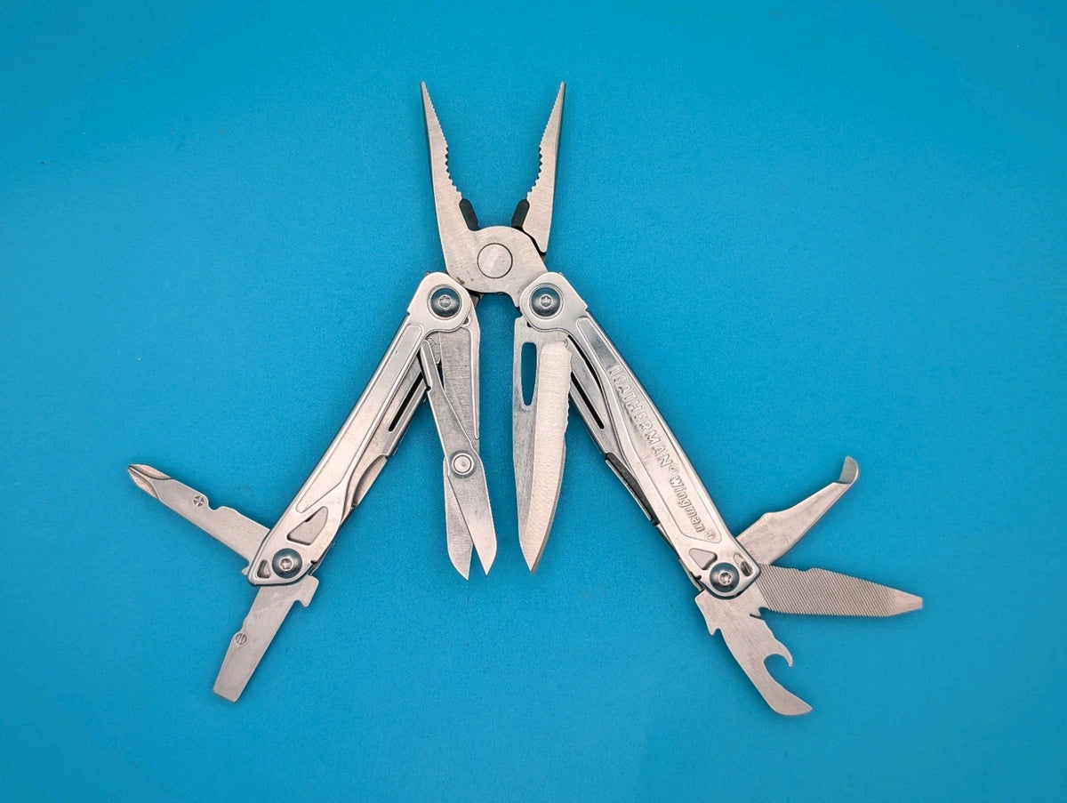 LEATHERMAN WINGMAN MULTI-TOOL! FAST SHIPPING!