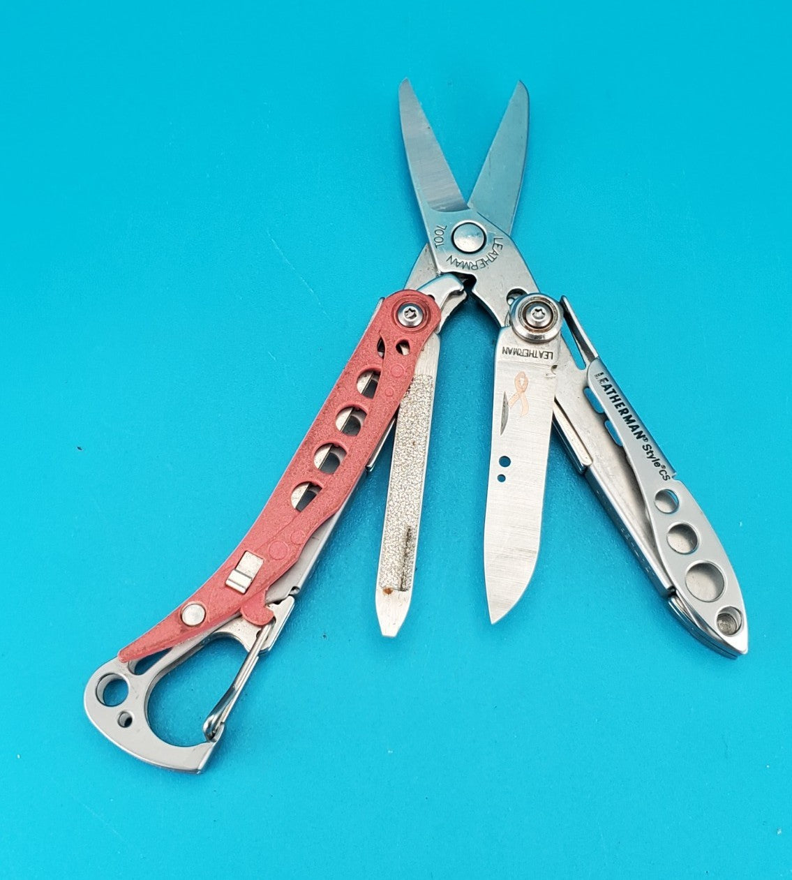 Rare Early Retired PINK Leatherman Style CS Multitool, Cancer Foundation