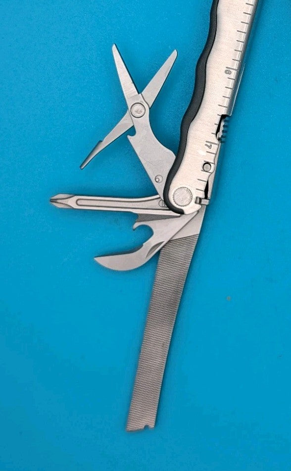 Leatherman BLAST Multi-Tool , Retired Multitool w/ Knife Pliers