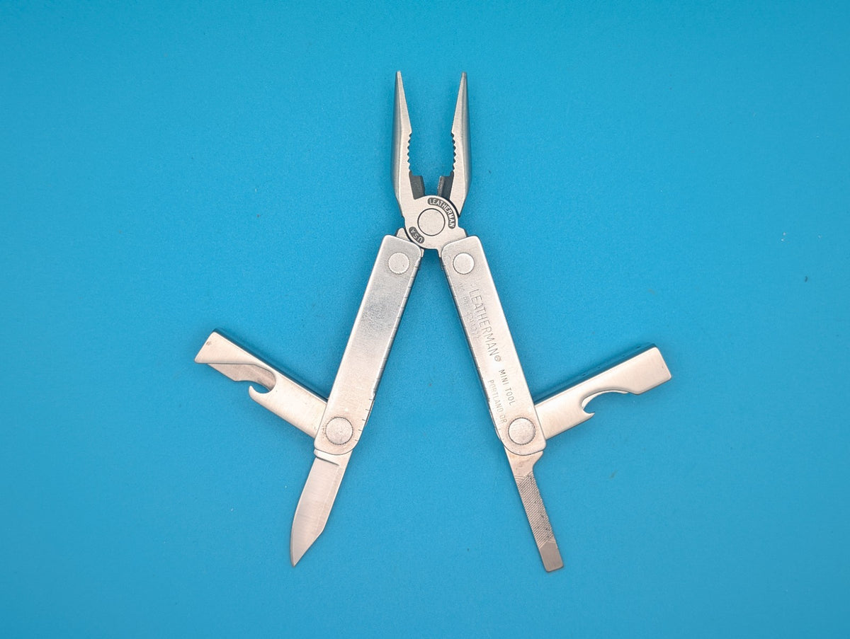 Vintage Leatherman Mini Tool! Portland, Oregon, USA! 05/95 DATE STAMP!