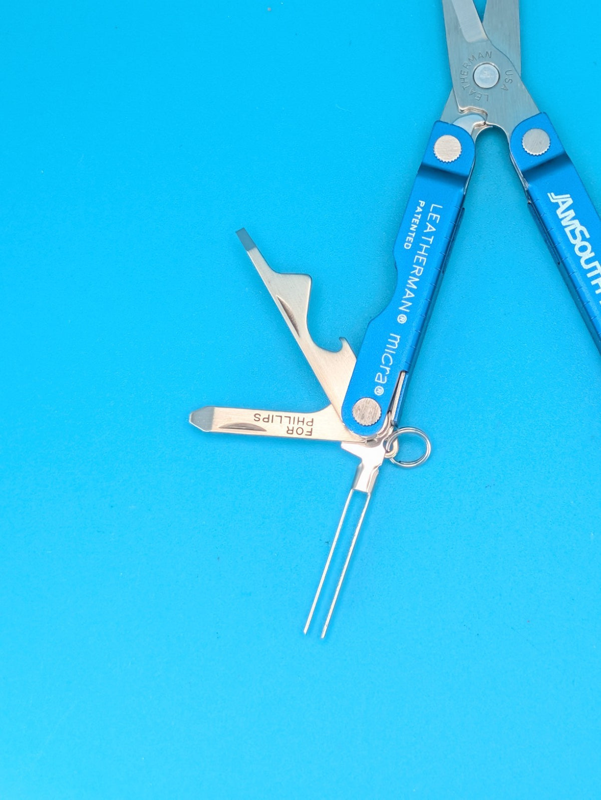 Leatherman Micra Multi-Tool, Knife, Scissors, Key Ring, Blue!