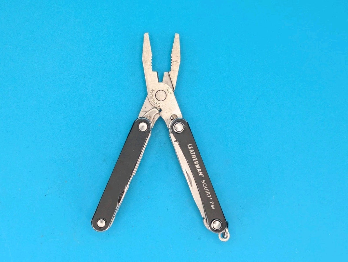 Leatherman SQUIRT PS4 Multi-Tool With Pliers Scissors Knife BLACK!