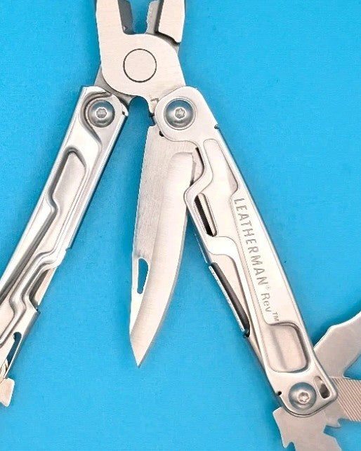 Leatherman Rev 3.8" Multi-Tool, Stainless!  With Sheath!