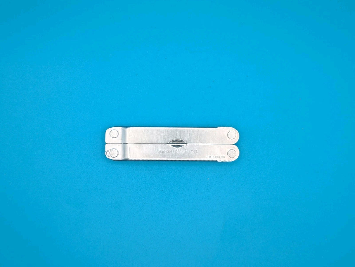 Leatherman PST Multi Tool! 01/00 Date Stamp!