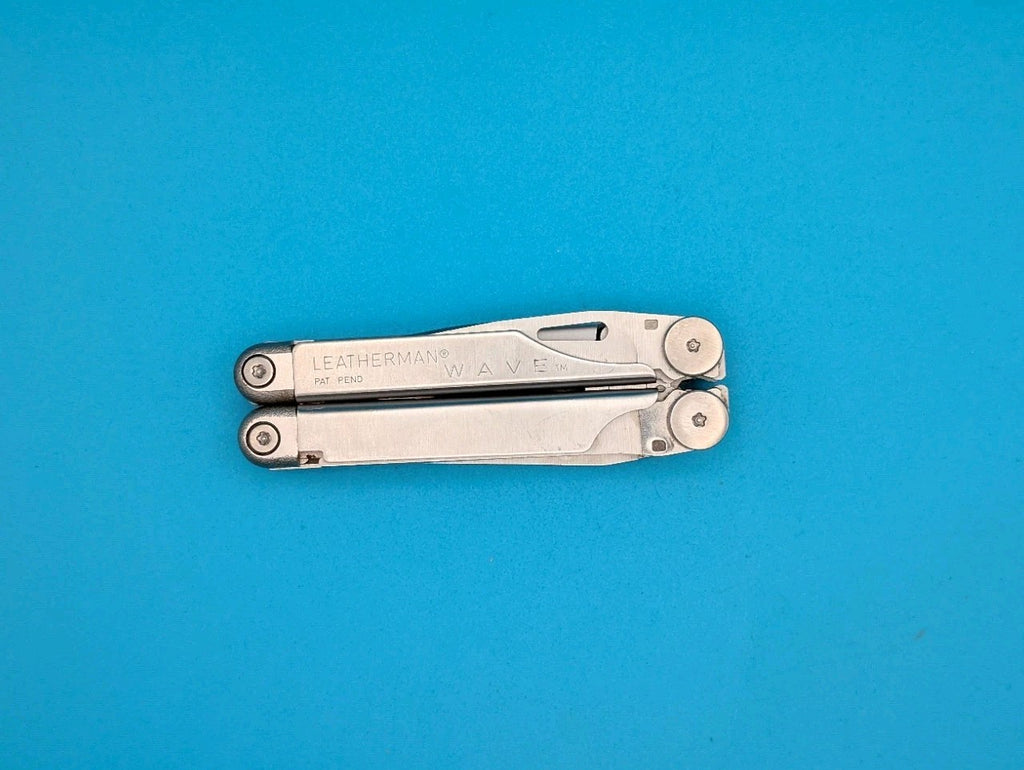 Leatherman Wave Original Vintage Retired, Dated 0301 (MAR, 2001) EXCELLENT!